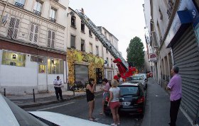 Incendie dans les locaux des Femen (Le Monde)