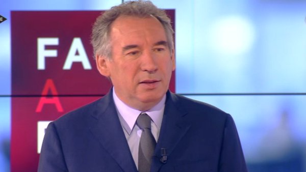 Bayrou, à propos de l’accusation d’utilisation d’armes chimiques par Damas : « J’ai la preuve qu’il n’y a pas de preuves »