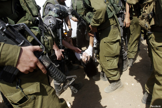 Cisjordanie : une diplomate française se plaint d’avoir été malmenée par des soldats israéliens (Huffington Post)
