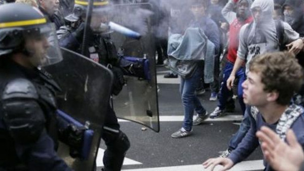 Climat social en France : 61 % des jeunes prêts à se révolter (Le Parisien)
