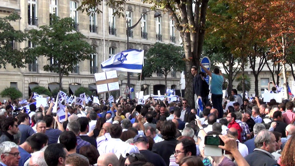 Manif pro-israélienne : la LDJ intimide, la police exfiltre le journaliste du Cercle des Volontaires