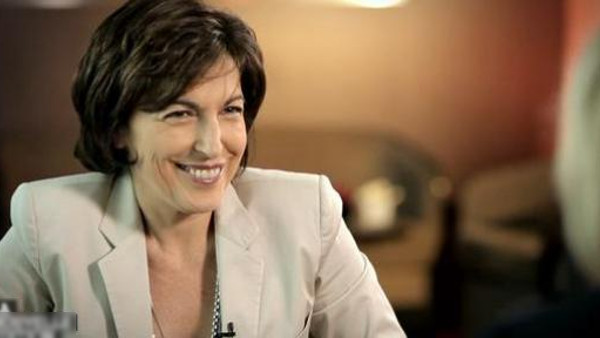 En direct sur BFM, Ruth Elkrief censure la déclaration d’allégeance de Valls à Israël