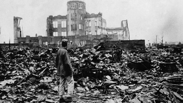 Hiroshima et Nagasaki, une nécessité pour abréger la Seconde Guerre mondiale ? Une réponse d’Howard Zinn