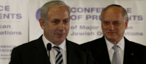 Maroc/Israël : le roi décore l’ancien grand rabbin d’Israël et le n°2 d’AIPAC (yabiladi.com)