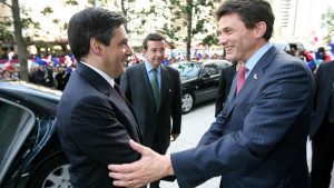 Fillon Castries Bilderberg links club campagne axa hsbc